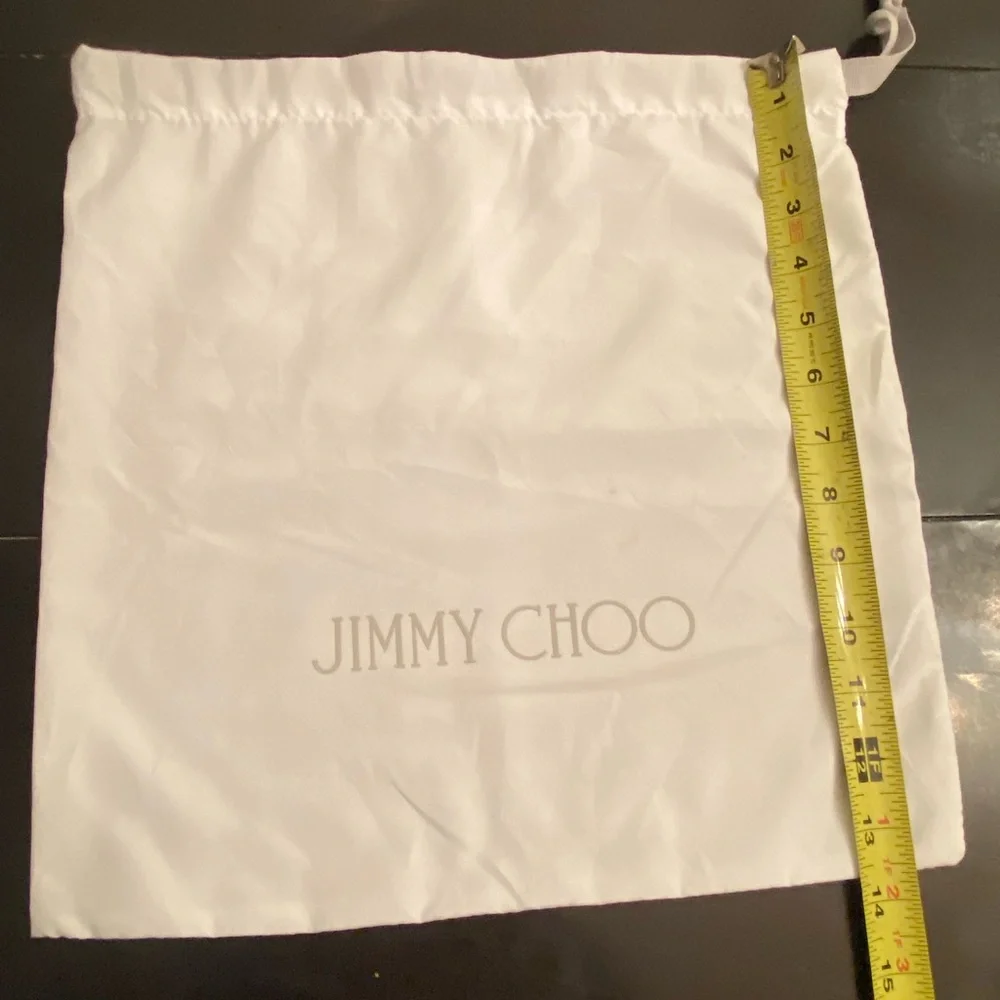 Jimmy Choo reposhing this